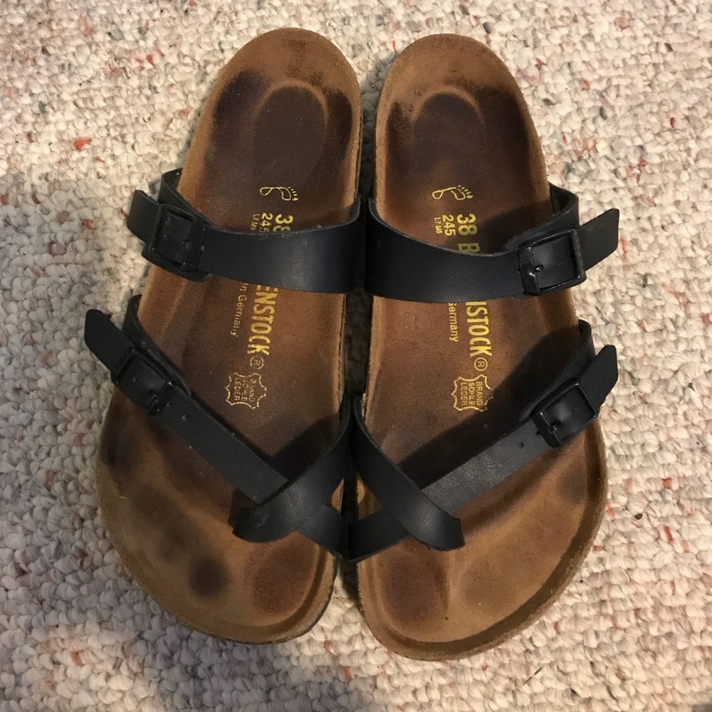 black “mayari” birkenstocks